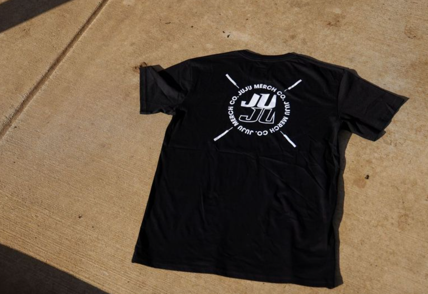 JUJU Black Tee